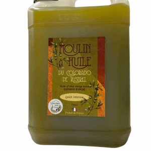 Bidon de 5 litres d’huile d’olive vierge extra en plastique – idéal pour la cuisine familiale et les professionnels de la restauration. Huile d’olive de qualité supérieure, pressée à froid, riche en arômes méditerranéens.